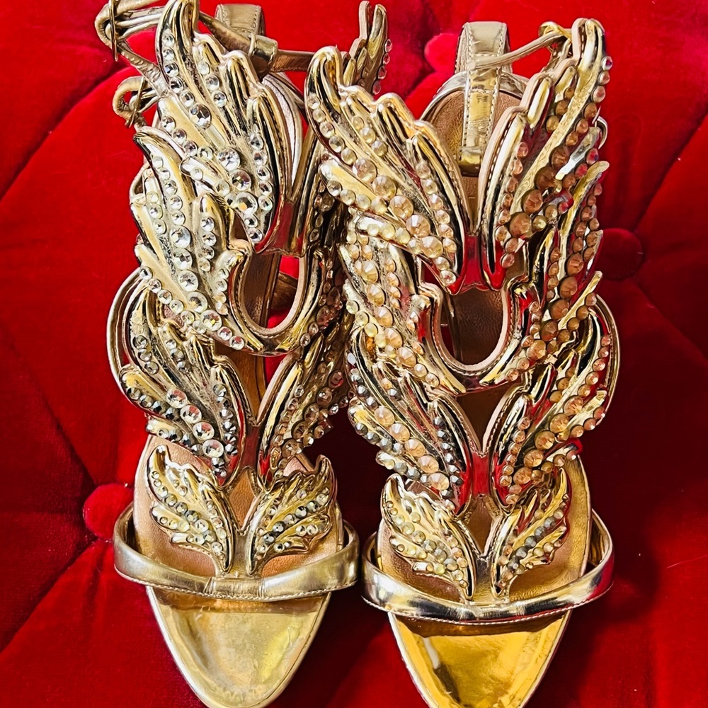 Giuseppe Zanotti Gold Wings sz 36 Italian Shoes
